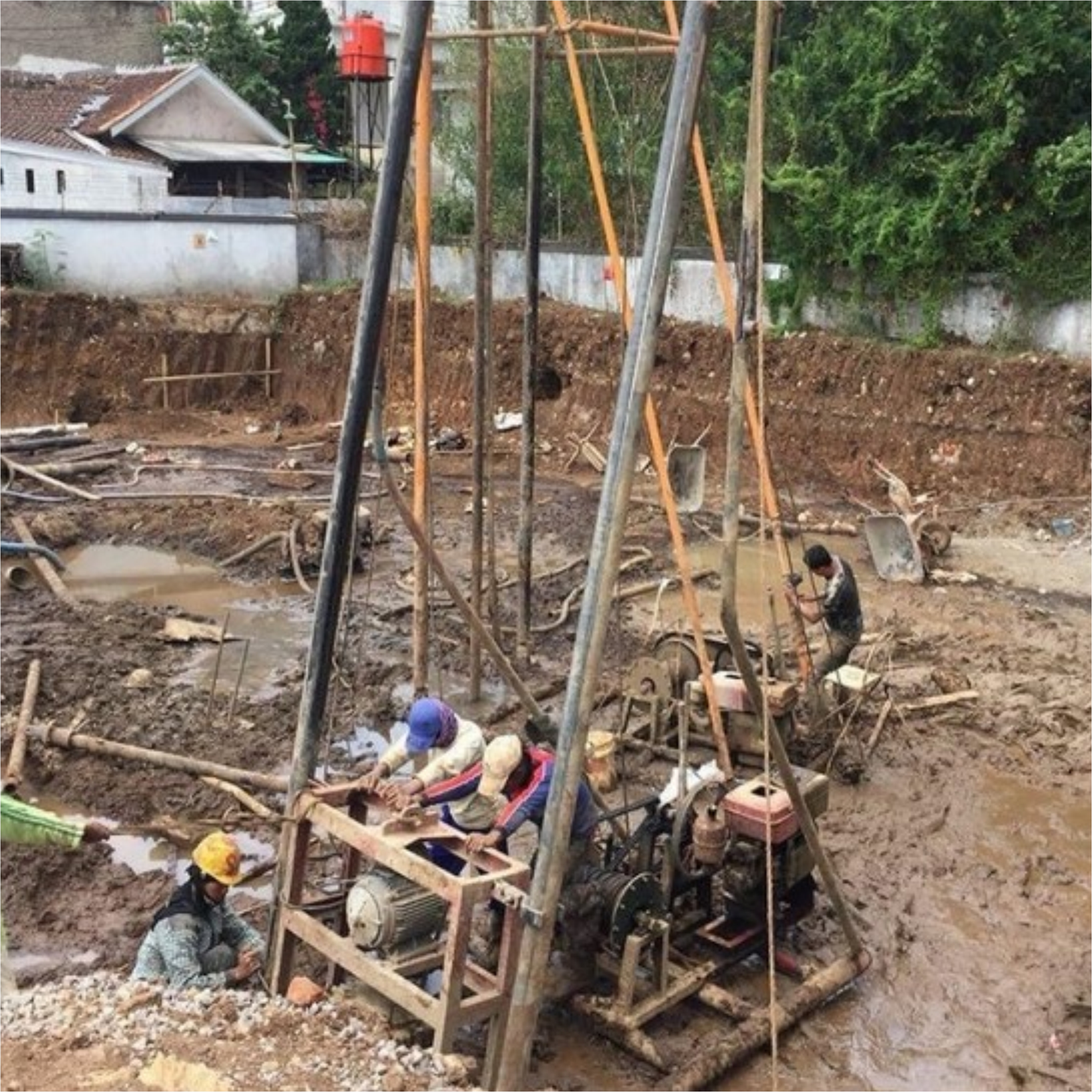 bore-pile-gowa-jasa-pondasi-bor-bored-boring-machine-drilling-rig-dry-wash-strauss-pile-gawangan-pondasi-alat-mini crane-borpile-borepile
